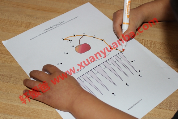 《十大主题思维训练英文练习册》 适合2-7岁孩子帮娃打造最强大脑 PDF 百度云网盘下载